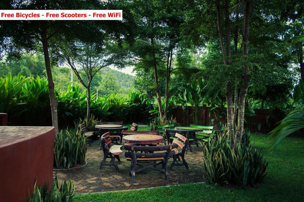 Baanpong Lodge Szankampheng Kültér fotó